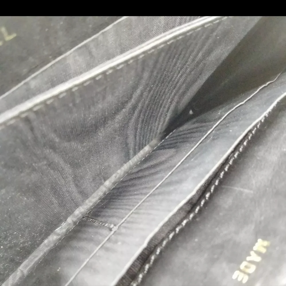 Chanel Long Wallet Black Caviar Skin - Picture 6 of 9